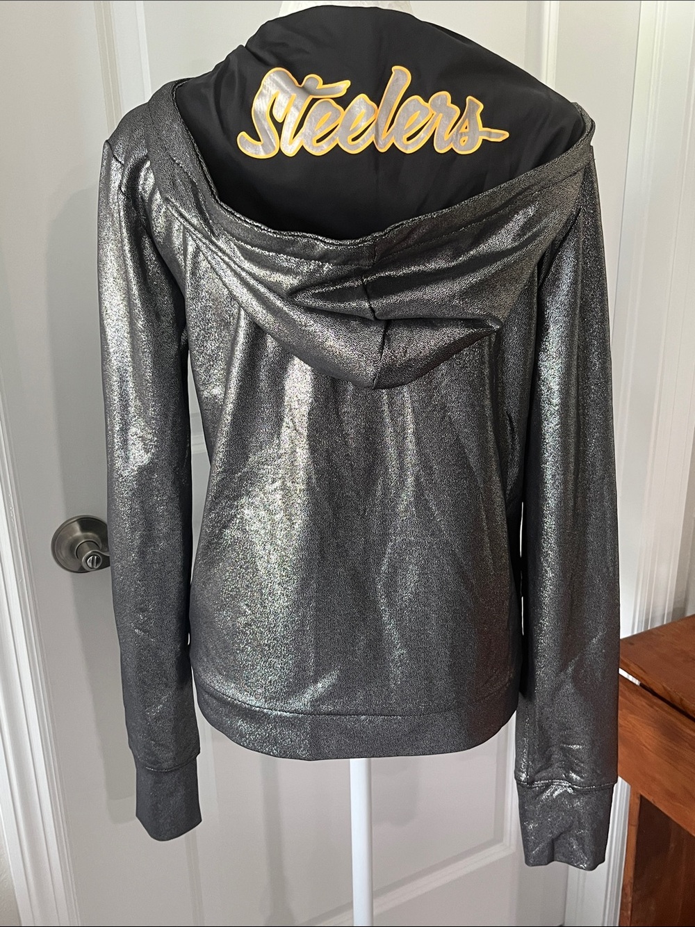 NFL Art Collection Couture Pittsburgh Steelers Silver Lame Hooded VTG Jacket